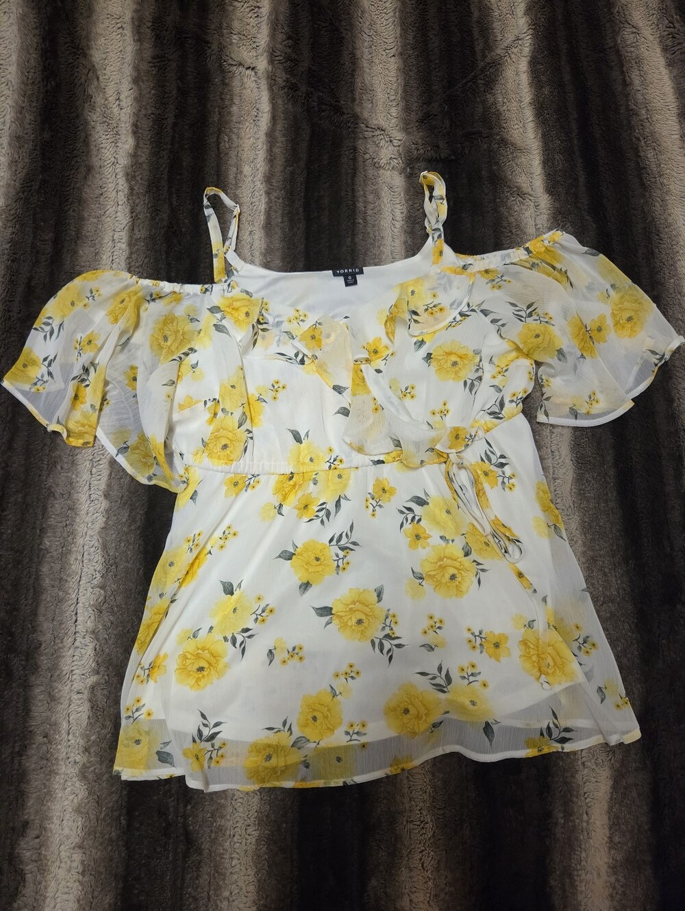 torrid Off The Shouder Blouse Size 0x